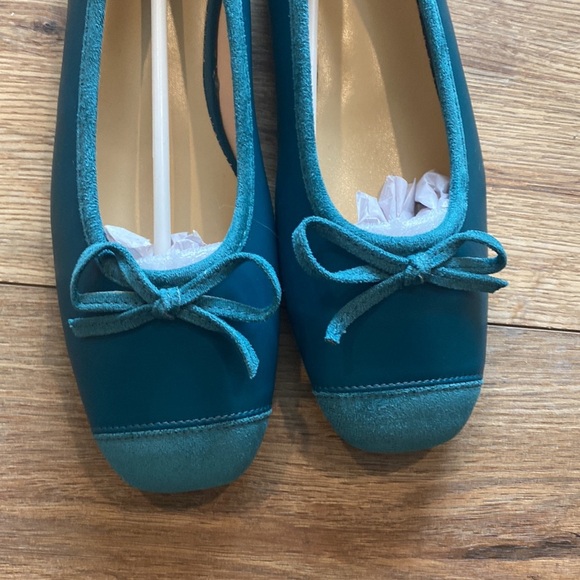 C.Paravano emerald green ballerina flats - Picture 4 of 8